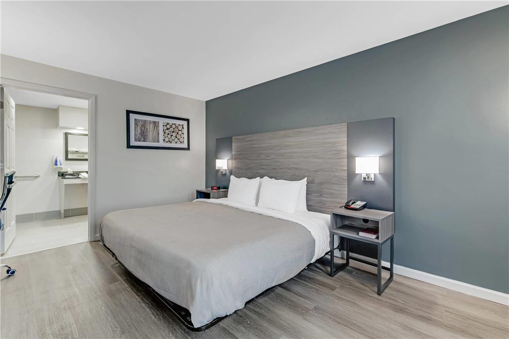 Quality Inn Laurinburg - photo 17