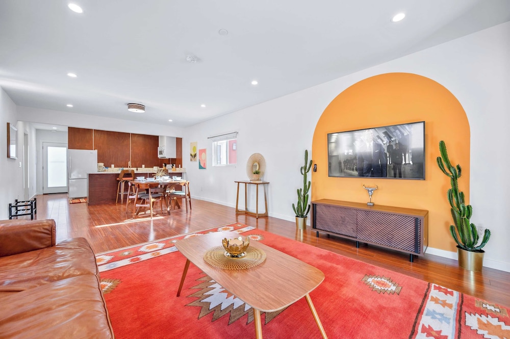 The Gower Street Bungalows by AvantStay - photo 34