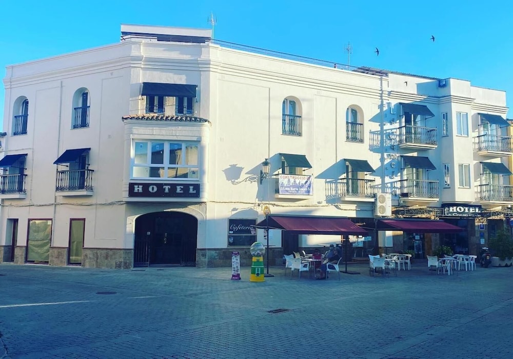 Hotel La Encomienda — Moraleja