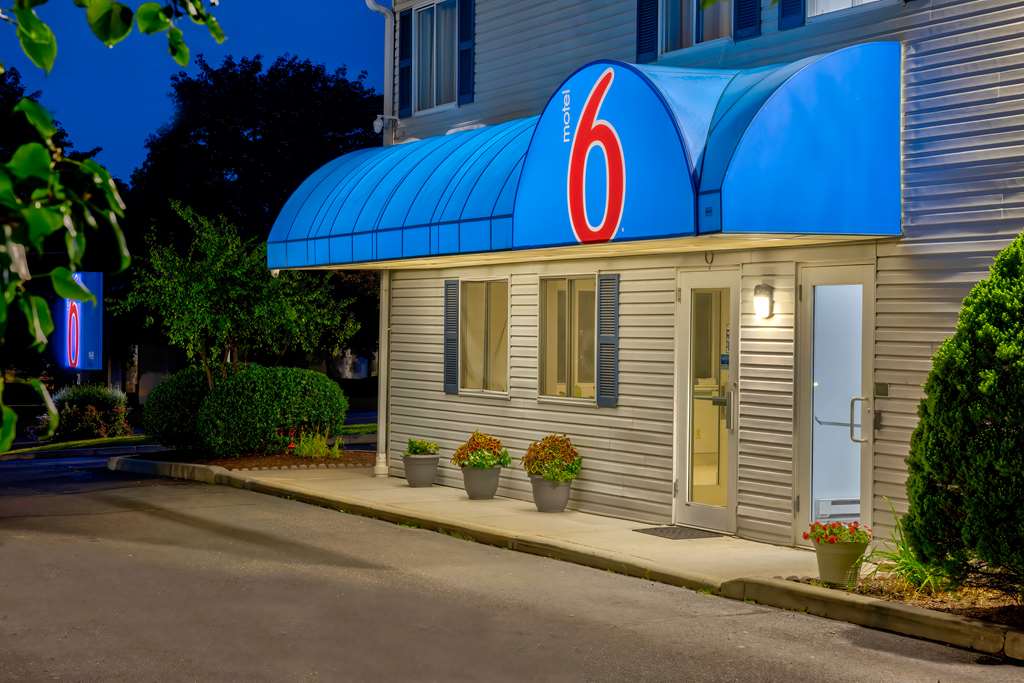 Motel6 Bethel CT Danbury - photo 6