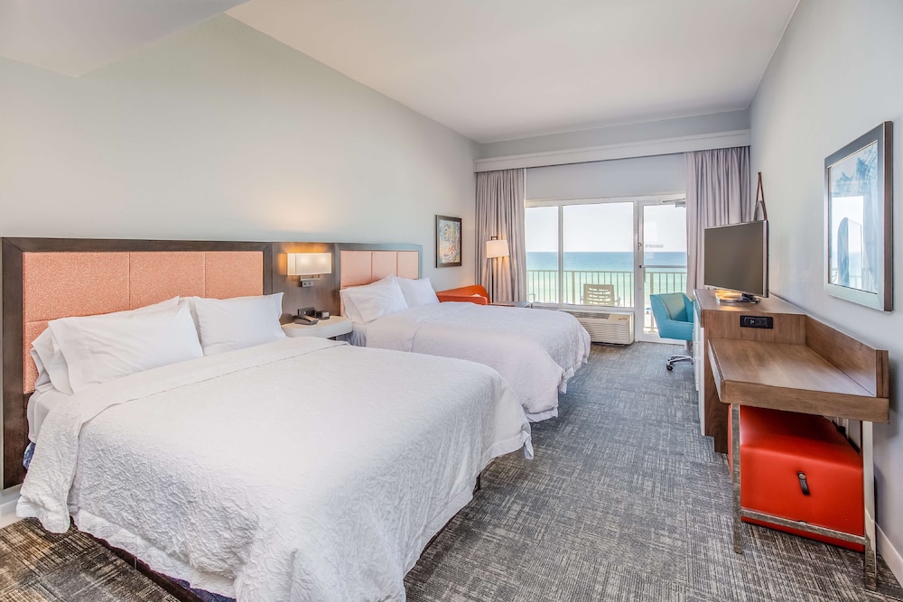 Hampton Inn Pensacola Beach - photo 16