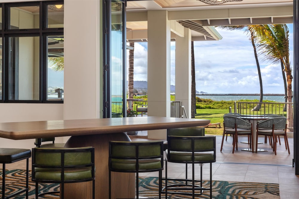 Hampton Inn & Suites by Hilton Maui North Shore - photo 6