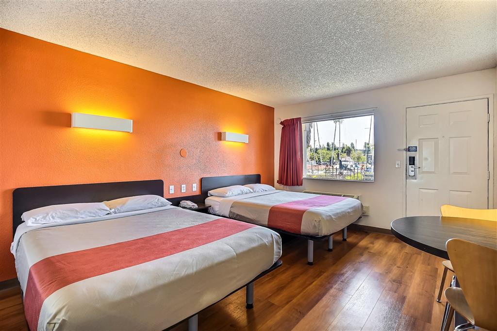 Motel 6 Oakland CA Embarcadero - photo 11
