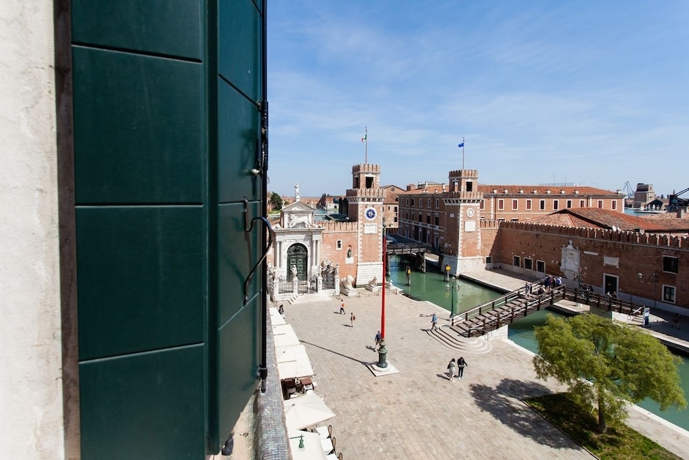 Venice Prince Apartments — 4-Star Luxury Hotel in Venice, Italy