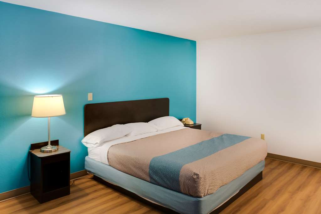 Motel6 Richmond IN - photo 17