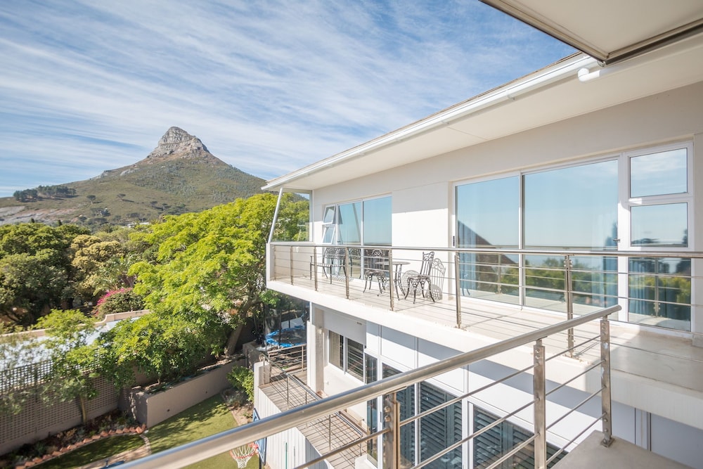 2 on Medburn — 4-Star Luxury Hotel in Cape Town, South Africa