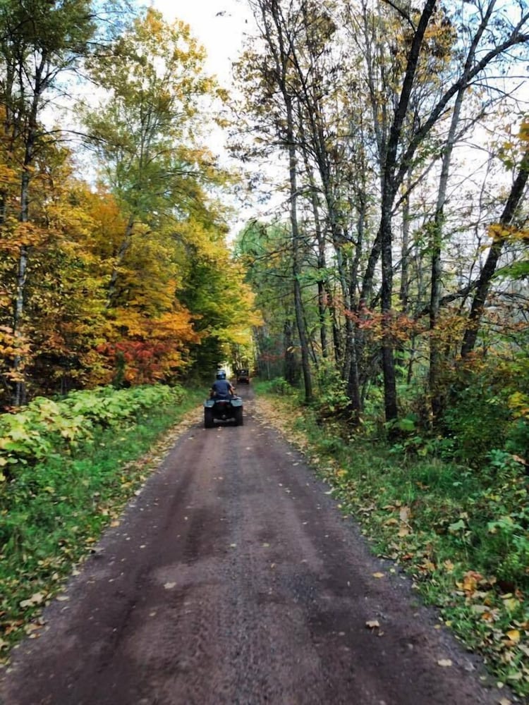 Chicaugon Lake Inn - photo 25