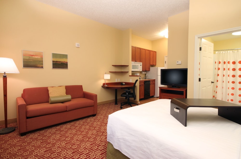 TownePlace Suites by Marriott Lubbock - photo 8