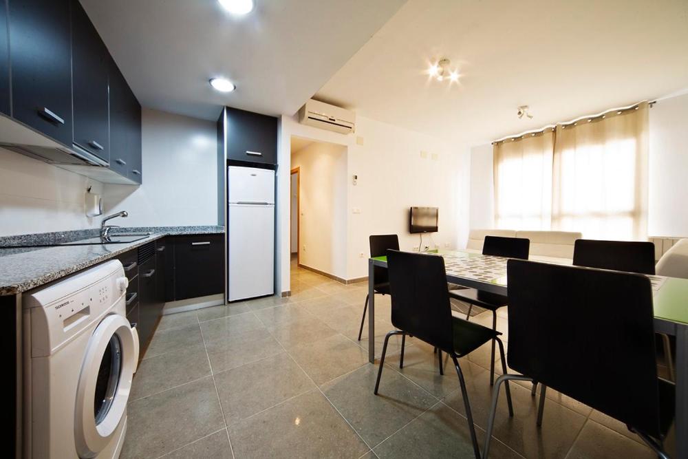 Apartamentos Marina Suites — El Grao — photo 3