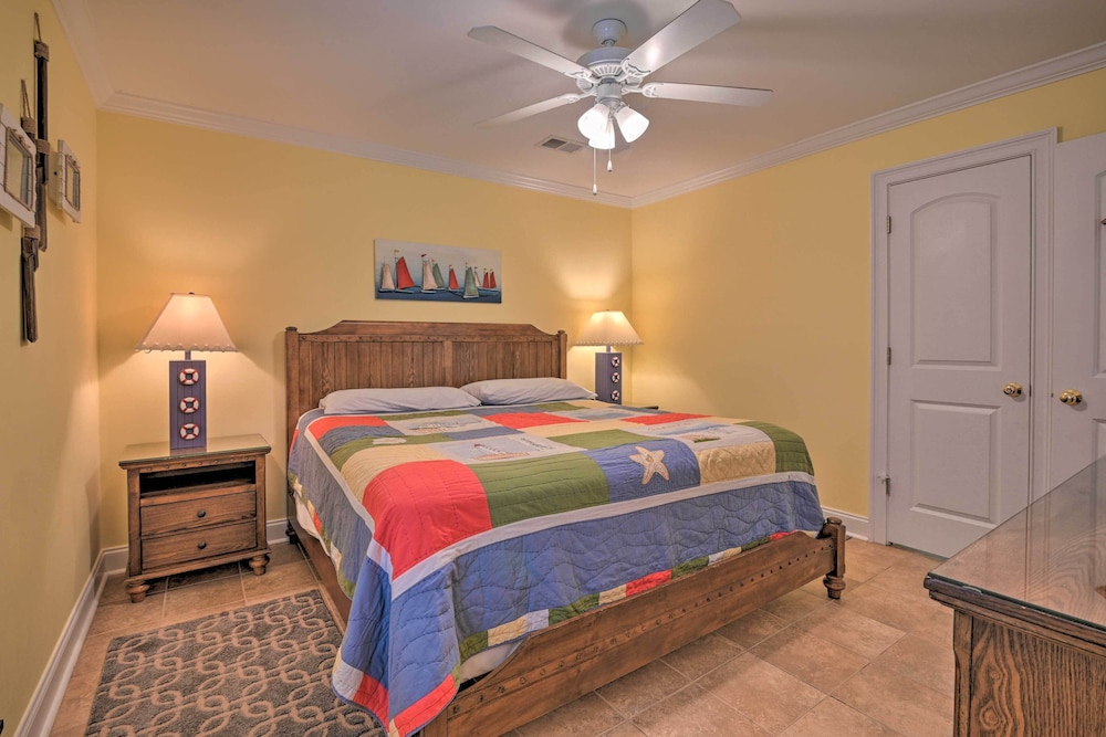 Game Room: Surfside Beach Resort Hideaway - photo 2