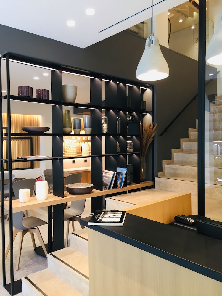 Urban Frame Hotel — Athens — photo 2