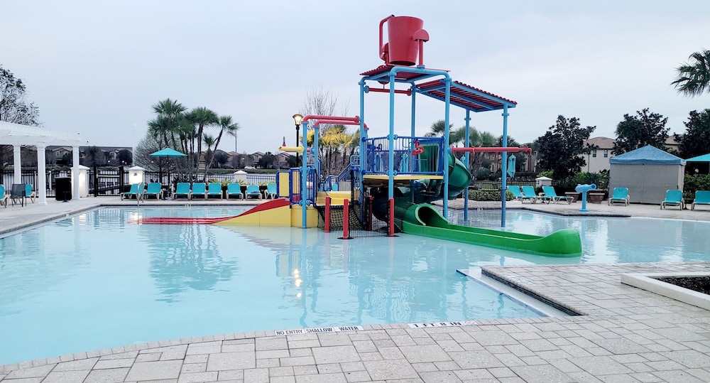 New Upscale 8BR Kissimmee Retreat with Private Pool Spa & Resort Amenities 7 Mi to Disney - photo 35