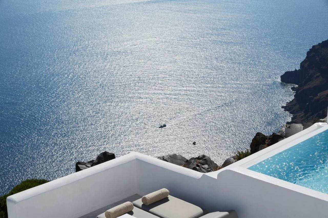 Canaves Elefas Villas — 4-Star Luxury Hotel in Fira, Greece