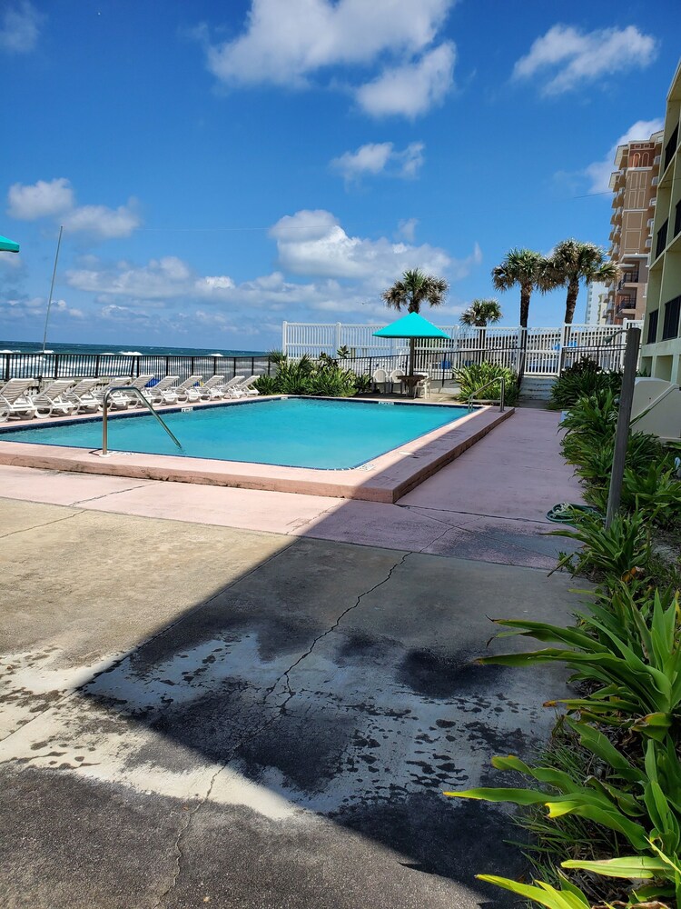 South Shore Motel - photo 37