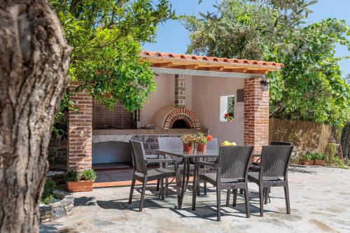 Eleonora’s in Skopelos, Greece