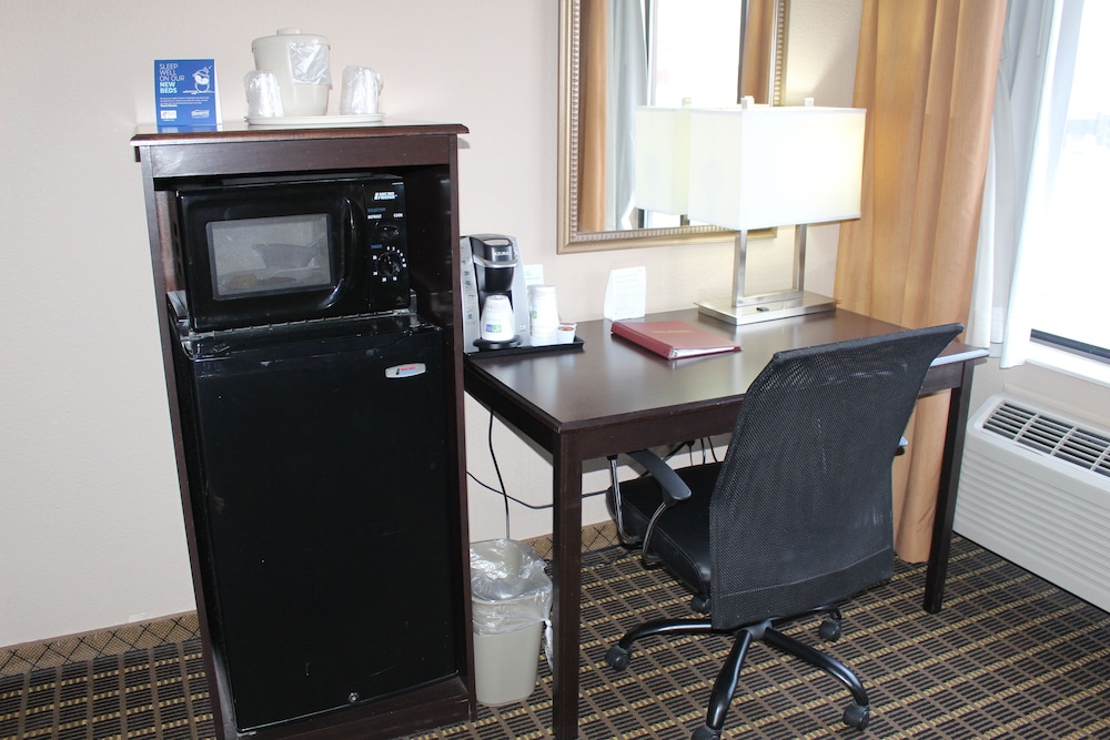Holiday Inn Express Kansas City Liberty by IHG - photo 25