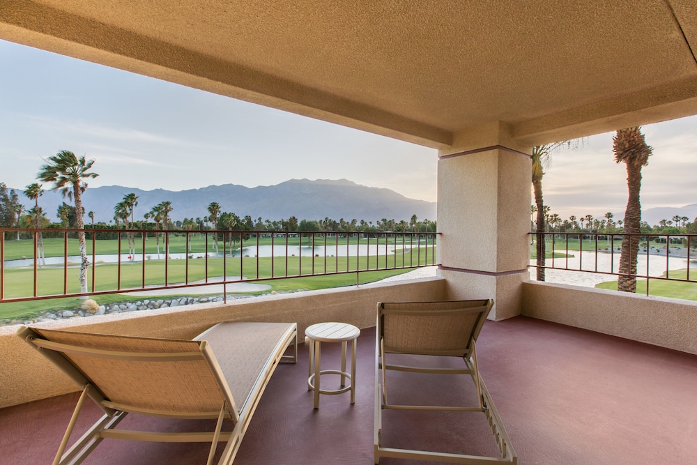 DoubleTree by Hilton Hotel Golf Resort Palm Springs - photo 5