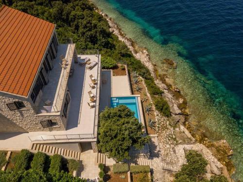 Beautiful Korcula Villa A Few Steps To The Sea Villa Korcula Waterfront — 4-Star Luxury Hotel in Korcula, Croatia