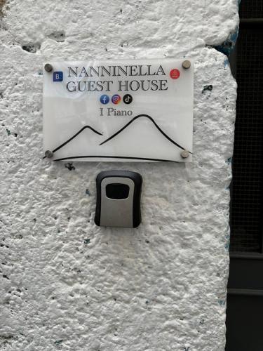 Nanninella Guest House — 4-Star Luxury Hotel in Naples, Italy