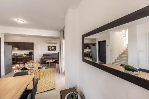 Villa Protaras View 9 Central Protaras Fig Tree Bay Jacuzzi Hot Tub