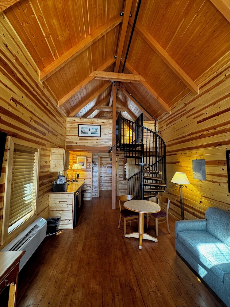 Cabins of Mackinaw - photo 15