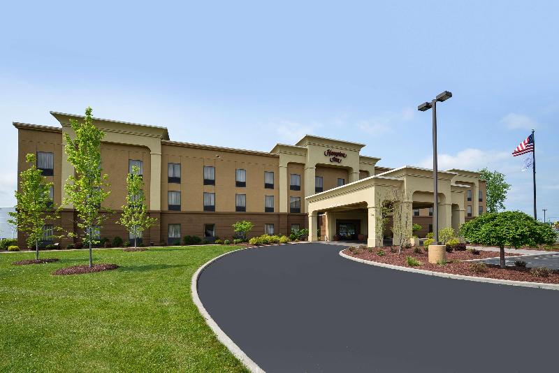 Hampton Inn Utica — hotel in Utica
