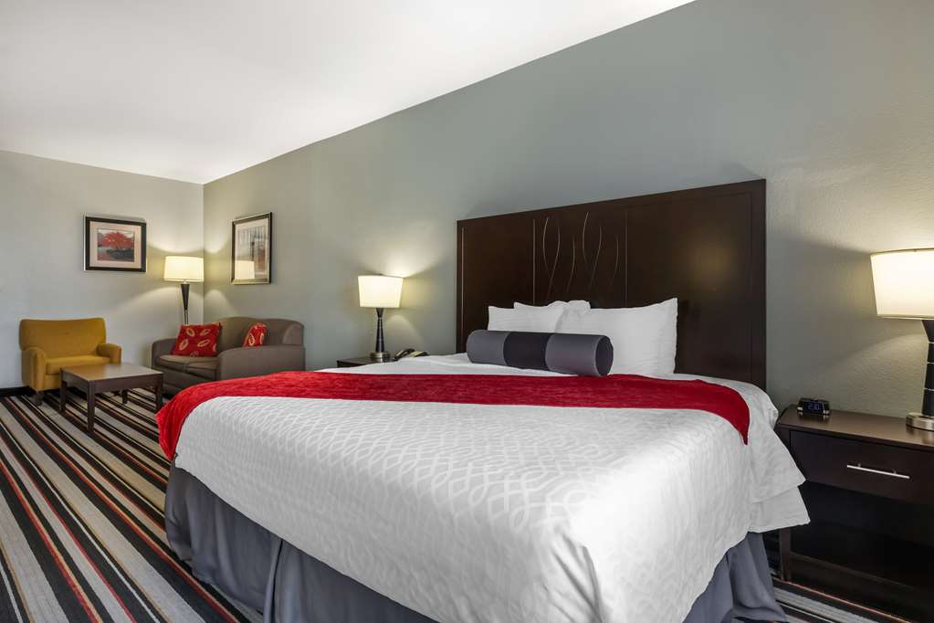 Best Western Plus Coweta's 1st Hotel - photo 22