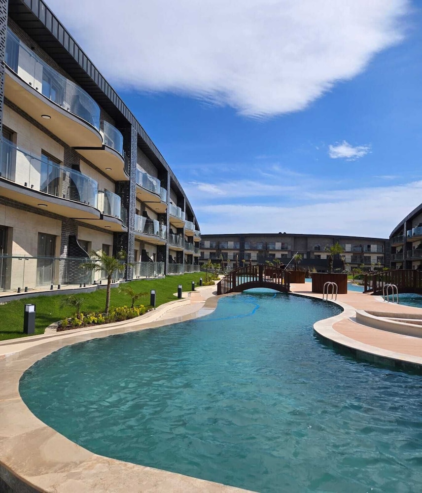 Lara Breeze Kundu Kanyon — 4-Star Luxury Hotel in Antalya, Turkey