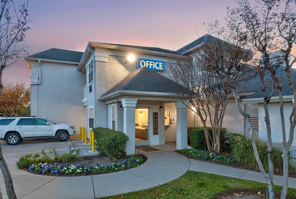 Studio 6 North Richland Hills TX Fort Worth - photo 4