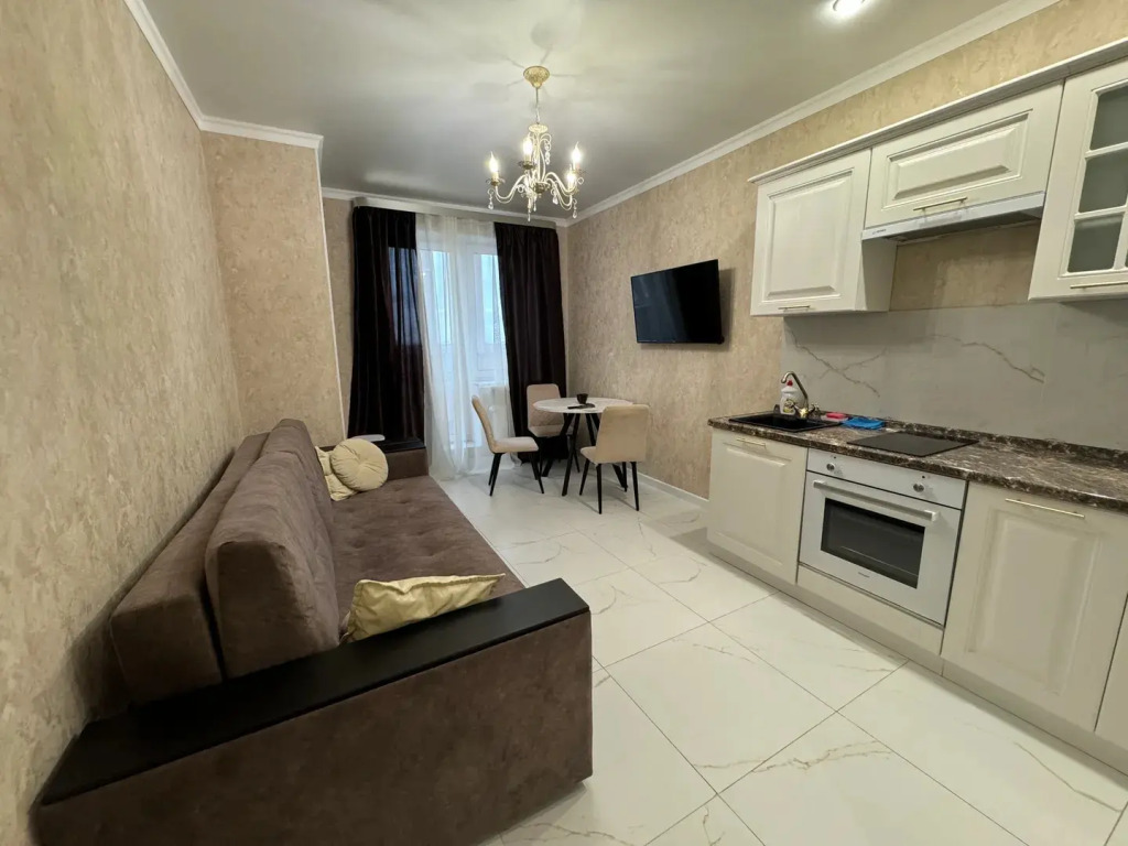 Flat Stilnaya S Prekrasnym Vidom Iz Okna in Tula, Russia