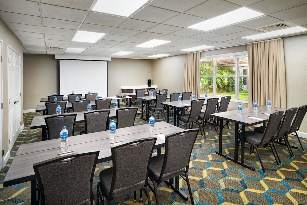 Residence Inn by Marriott Fort Lauderdale City of Plantation - photo 43