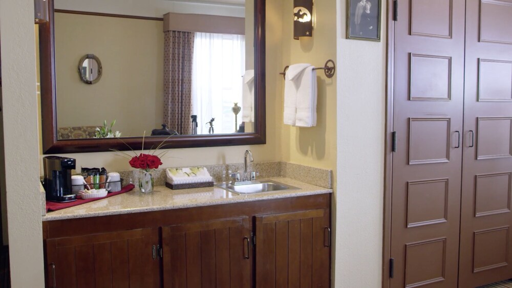 The Historic Plains Hotel - photo 11