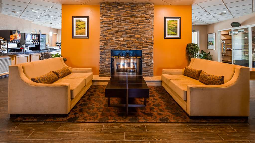 Best Western Plus Caldwell Inn & Suites - photo 48