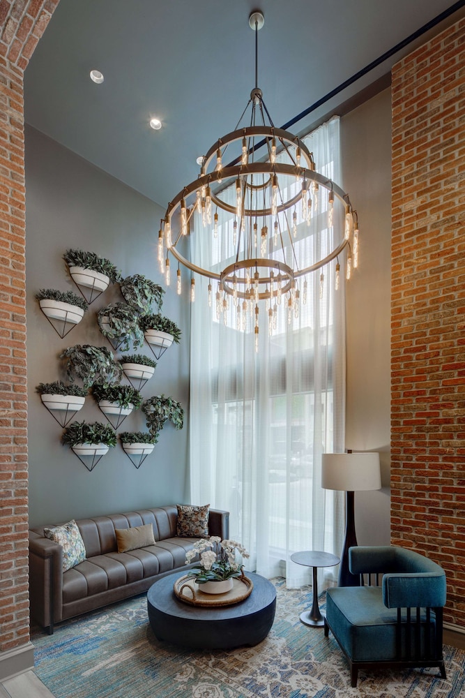 Embassy Suites by Hilton Virginia Beach Oceanfront Resort - photo 5