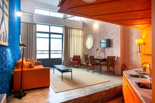 Architect designed studio with green rooftop EP7R — 4-Star Luxury Hotel in Athens, Greece