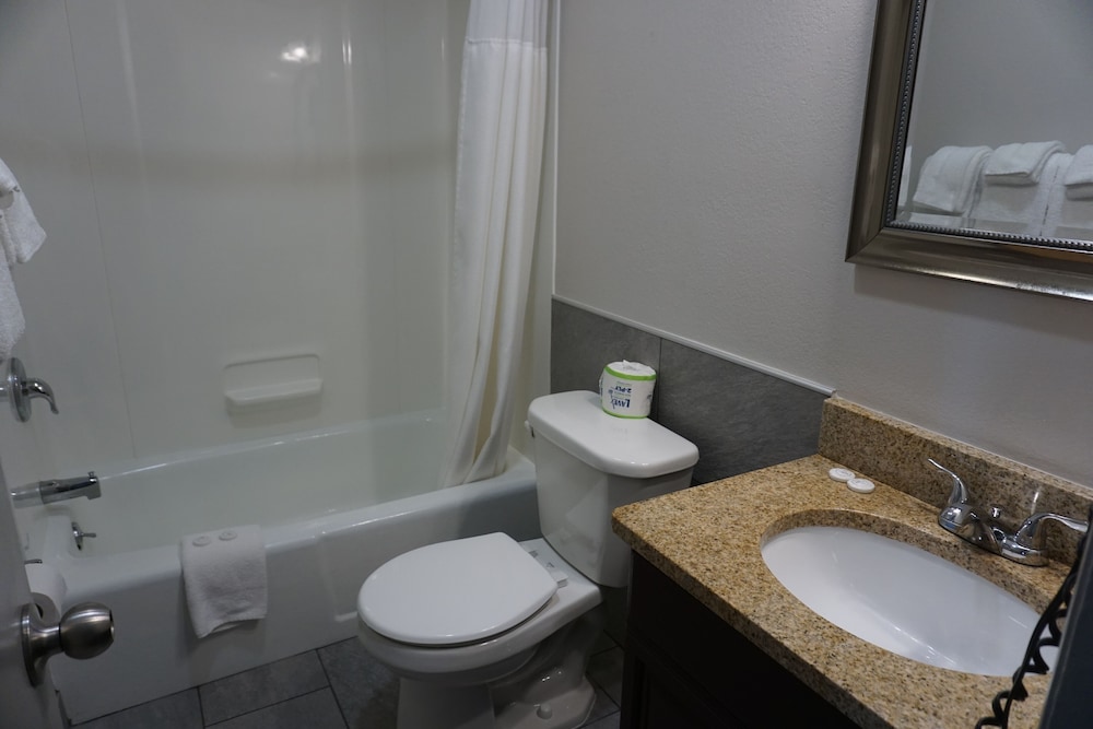 Harvest Drive Family Inn - photo 31