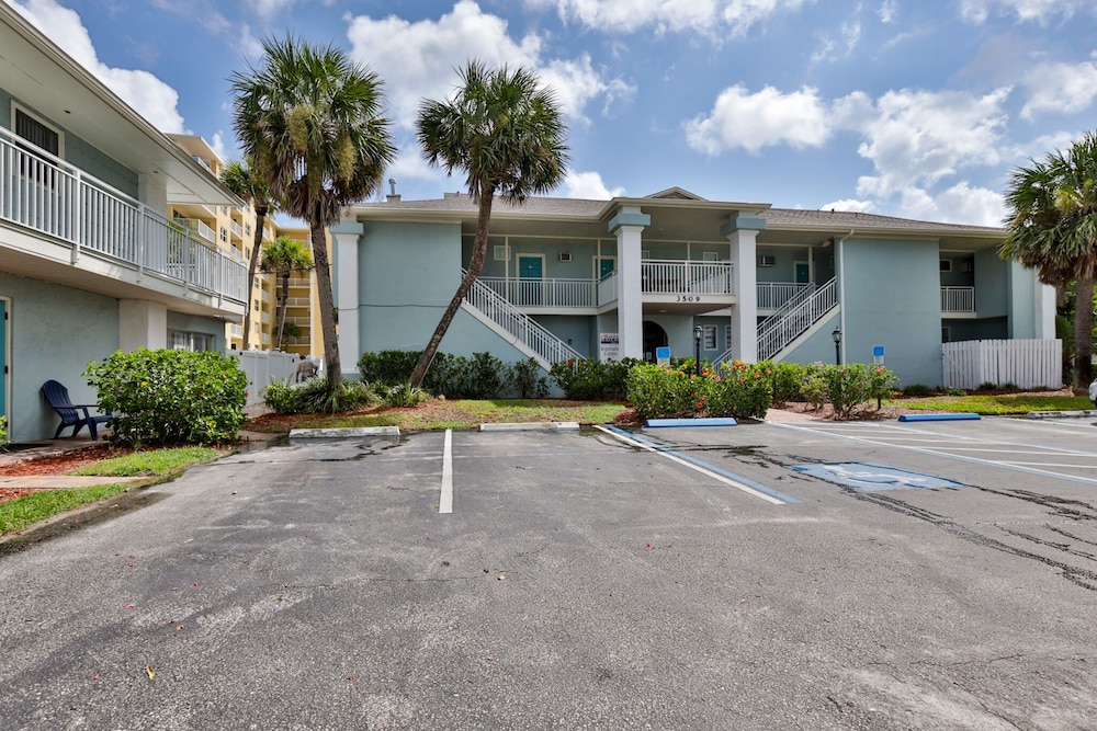Coastal Waters Inn - photo 198