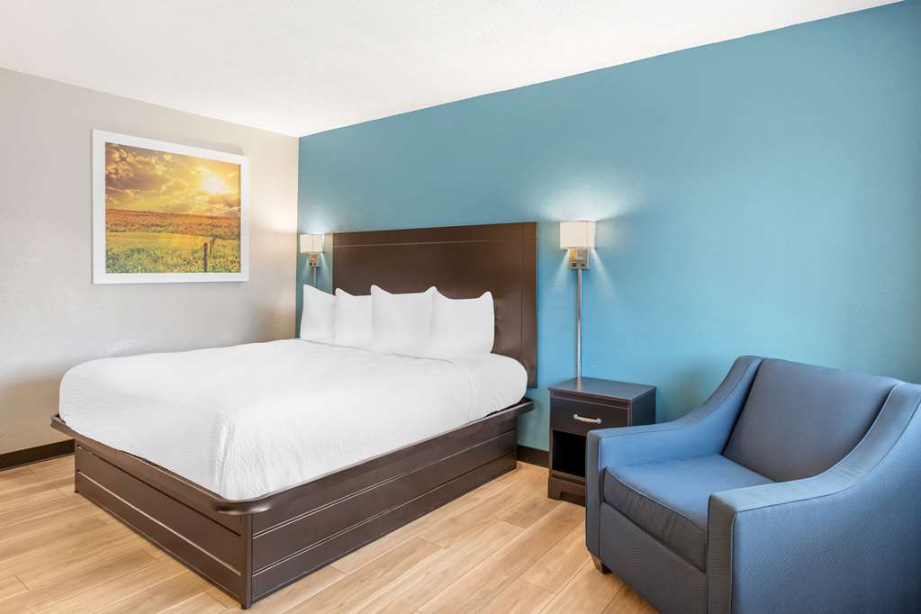 Days Inn by Wyndham Wrightstown McGuire AFB Bordentown - photo 21