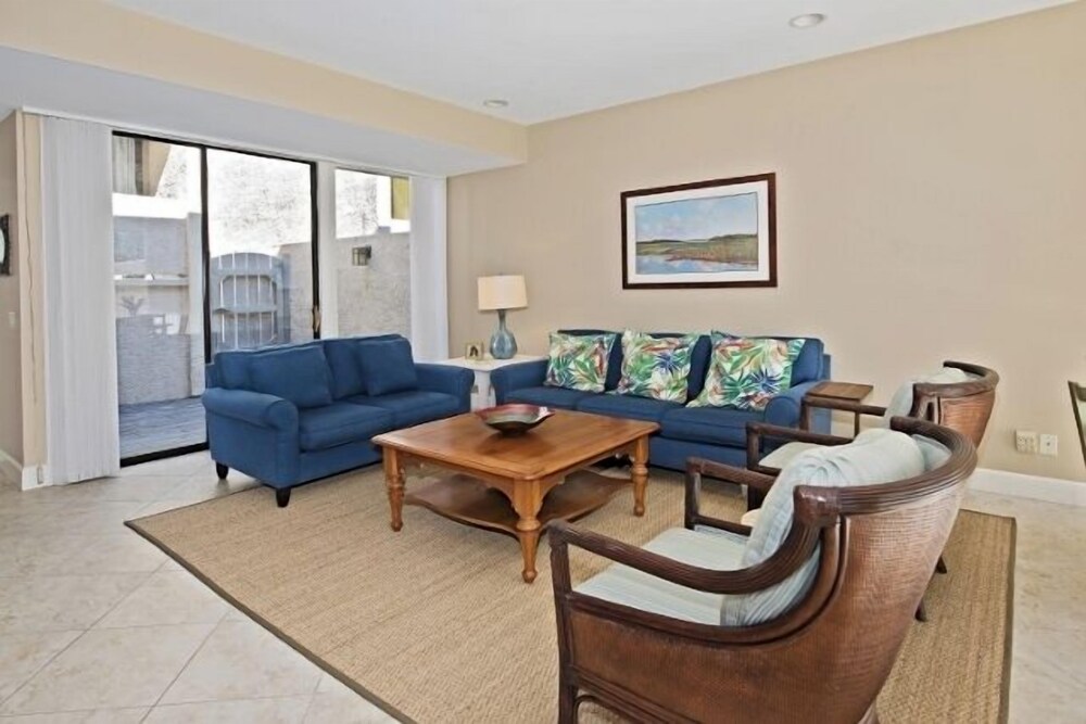 1252 Harbour Town Club at The Sea Pines Resort - photo 7
