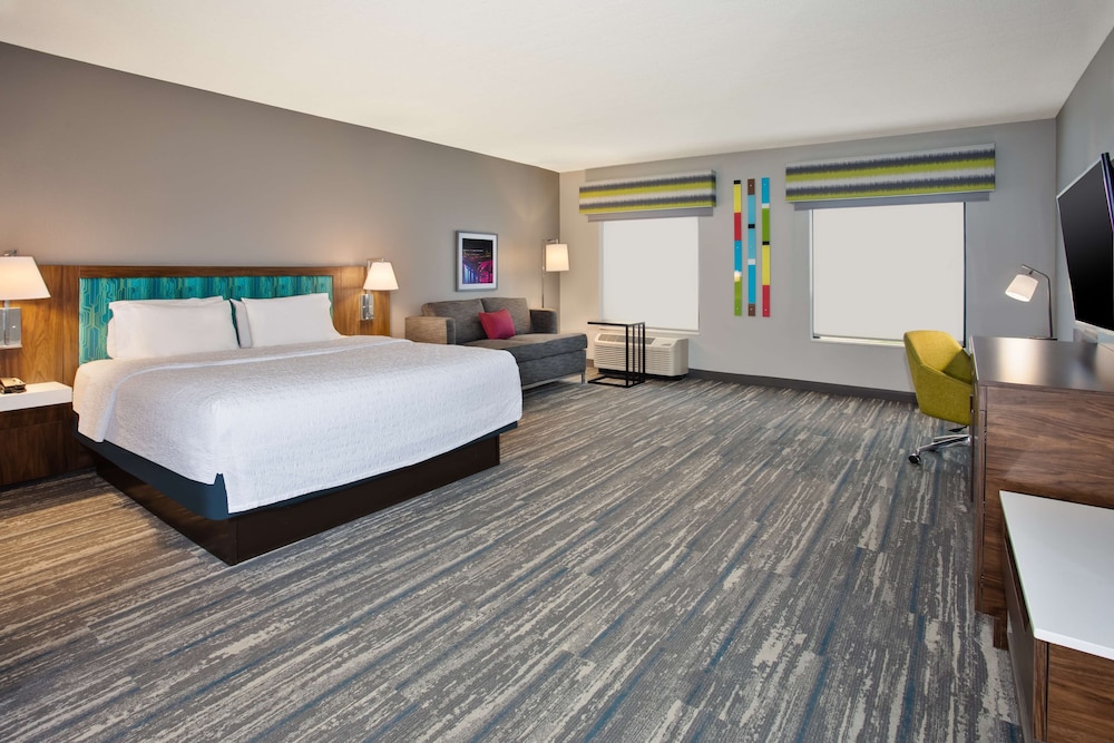 Hampton Inn & Suites Tampa East - photo 19