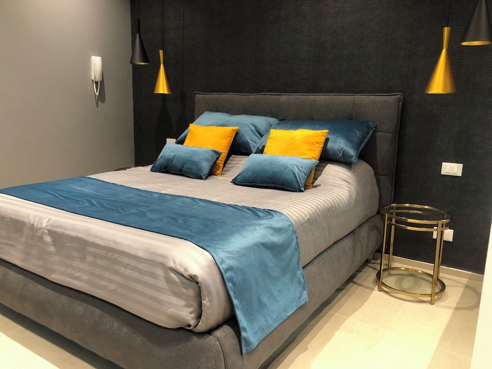 Suite Apollinare — 4-Star Luxury Hotel in Ravenna, Italy