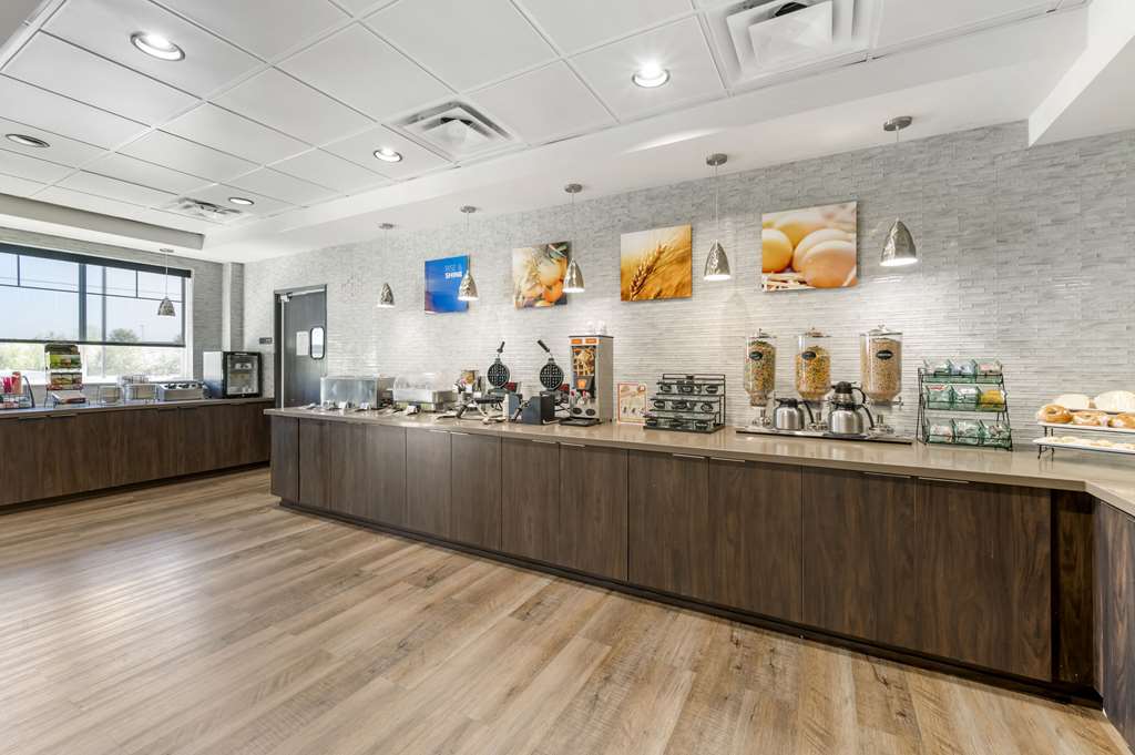 Comfort Inn & Suites Clarksville Louisville North - photo 37