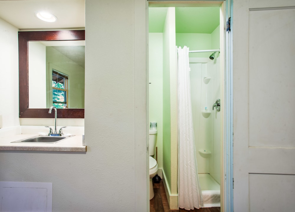 Birchcliff Resort - photo 103