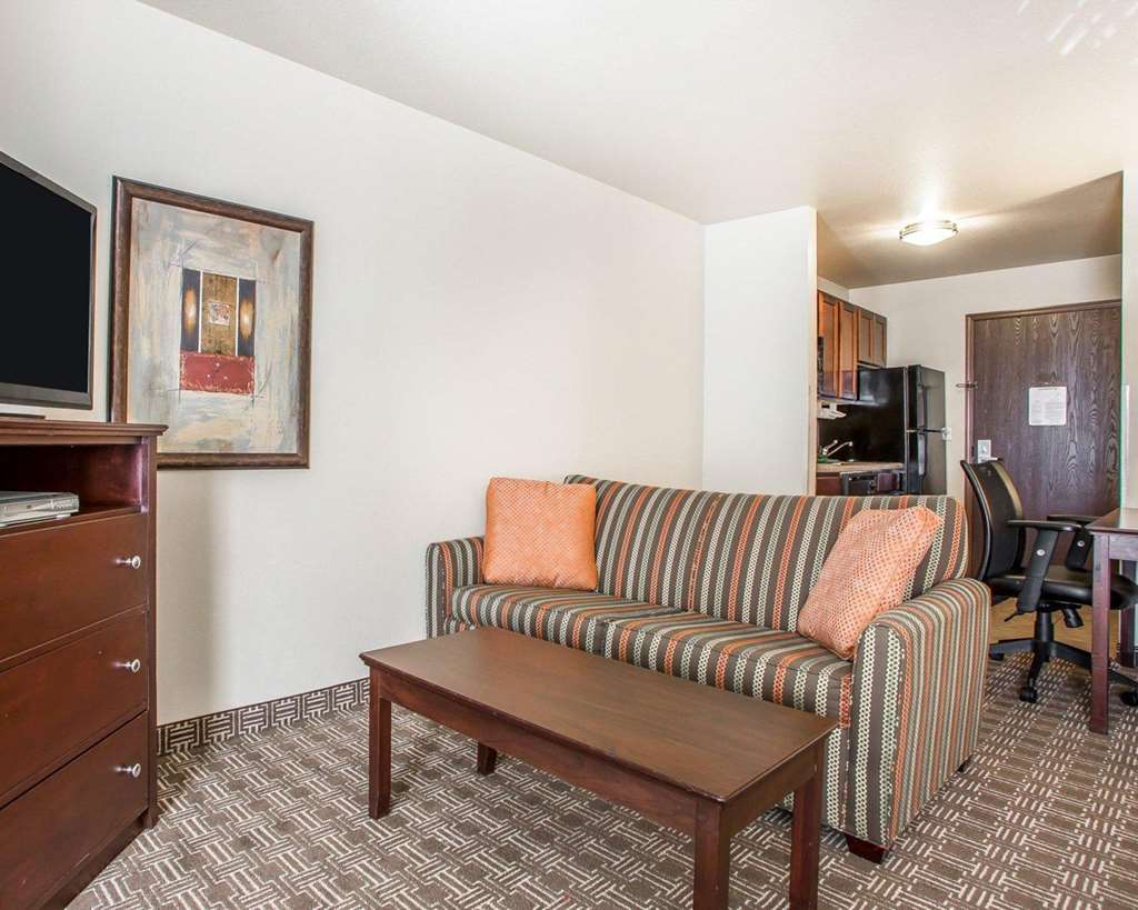 MainStay Suites St. Robert Fort Leonard Wood - photo 17