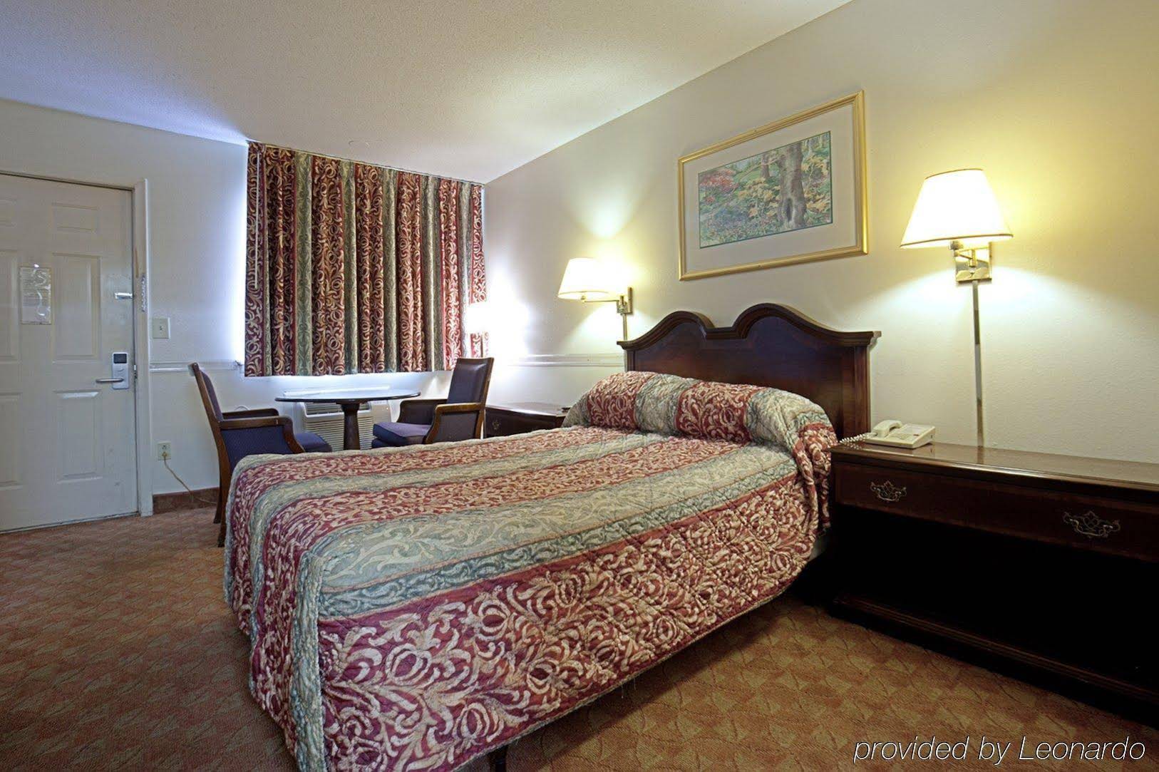 Americas Best Value Inn Charles Town - photo 10