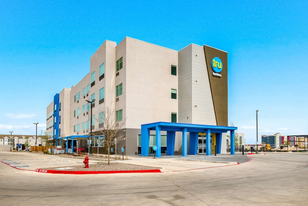 Tru By Hilton Midland - photo 12