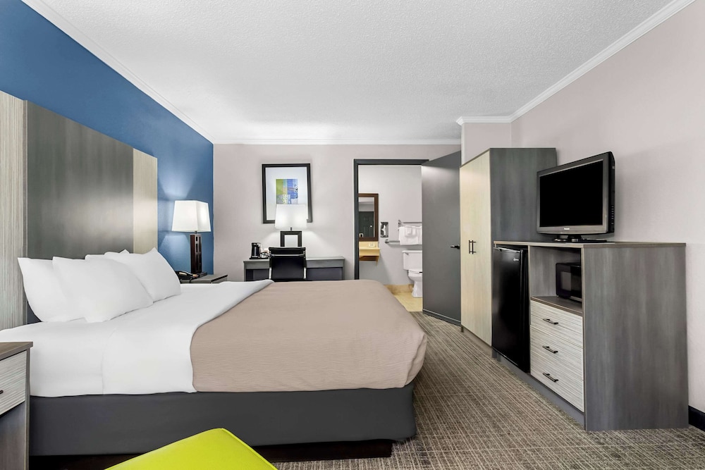 Quality Inn & Suites Florence Civic Center - photo 14