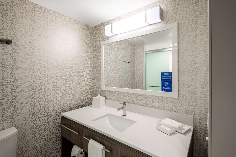 Home2 Suites by Hilton Phoenix Airport North AZ - photo 20