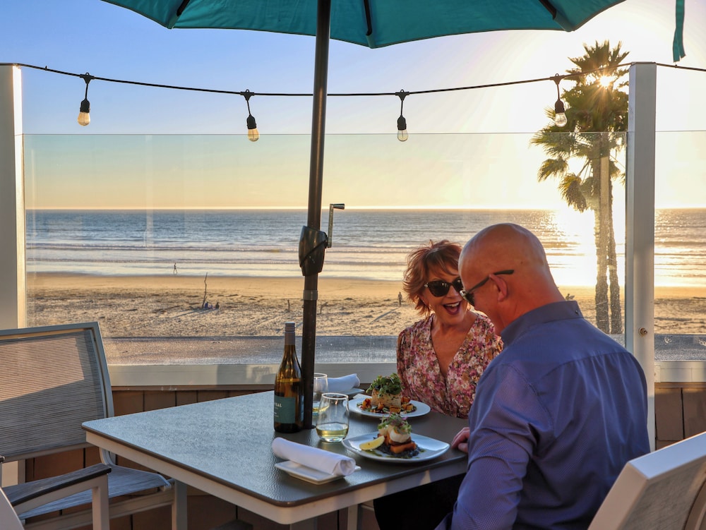 SeaVenture Beach Hotel - photo 24