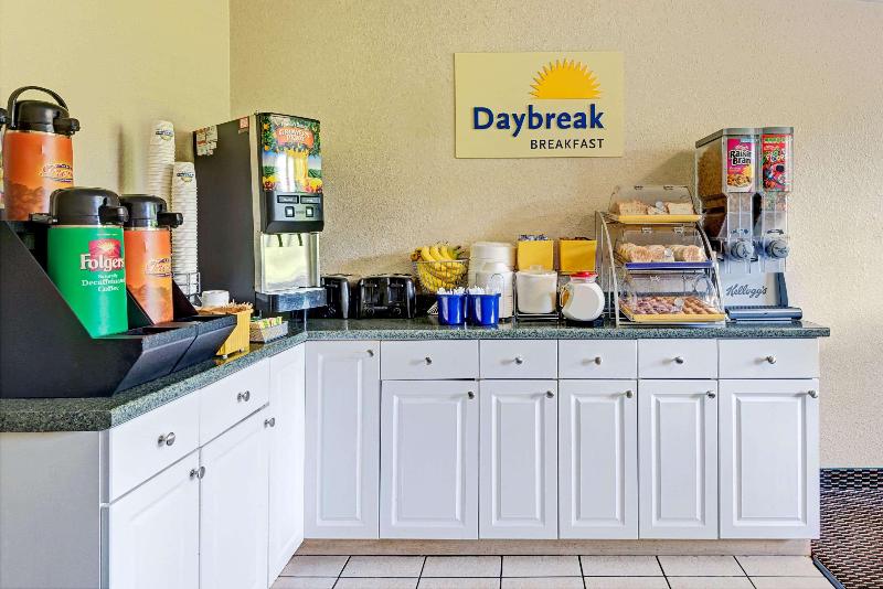 Days Inn Kittery - photo 18